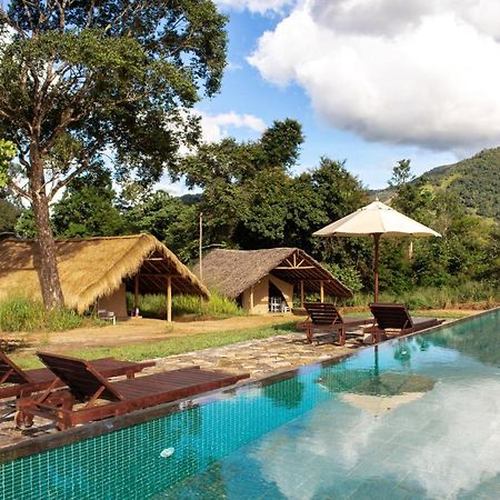 Wild Glamping Gal Oya - Thema Collection Otel Galgamuwa  Dış mekan fotoğraf