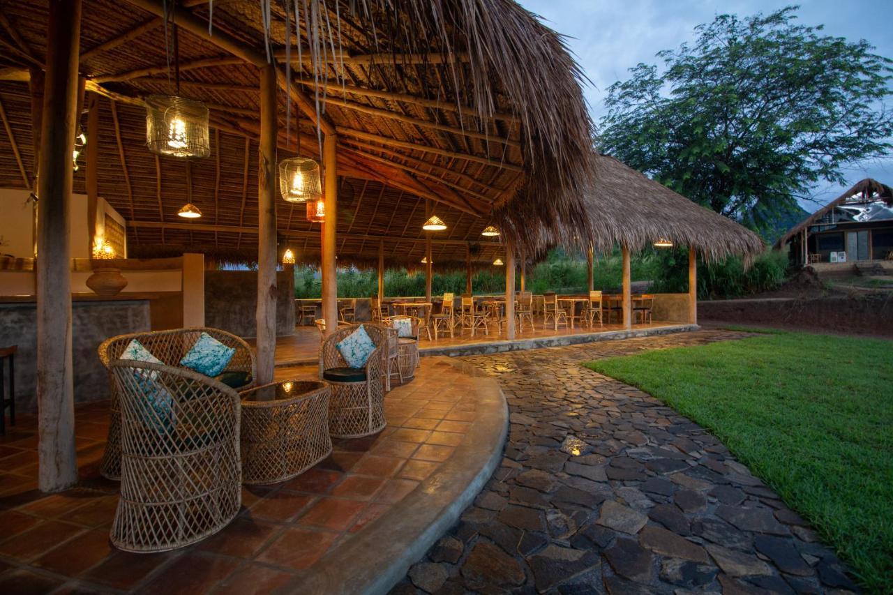 Wild Glamping Gal Oya - Thema Collection Otel Galgamuwa  Dış mekan fotoğraf